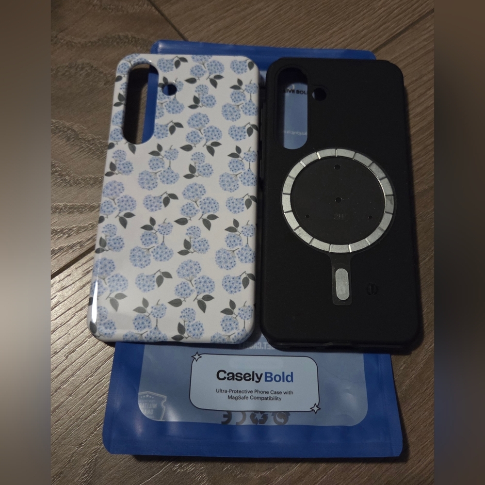 Casely Nantucket Cottage | Blue Hydrangea Case Bold Flex + MagSafe® / Galaxy S25
